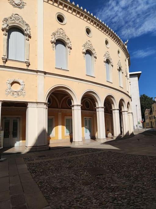 -Free Parking & Wifi- 10 Minuti Dal Centro Daire Padova Dış mekan fotoğraf